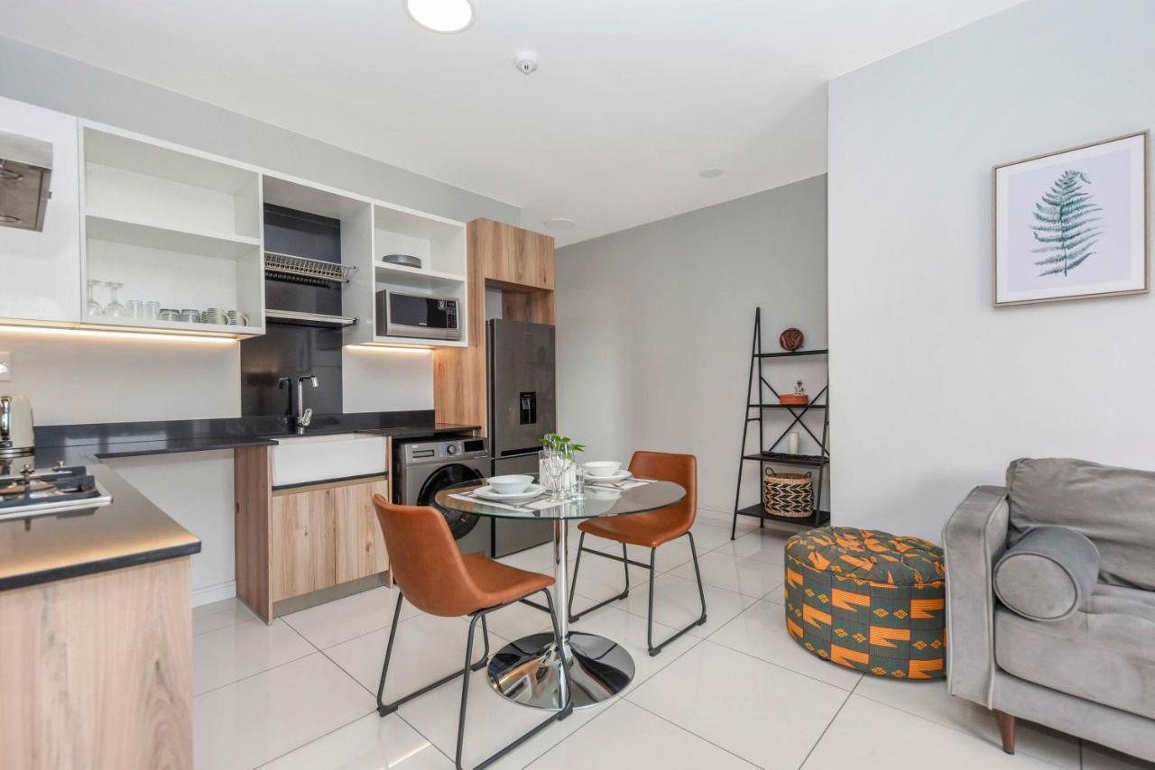 Easy Stay - The Median Rosebank Johannesbourg Extérieur photo